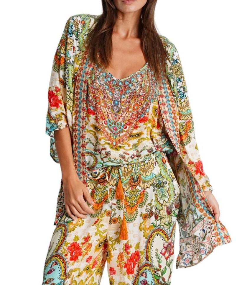 Juno Open Front Cape